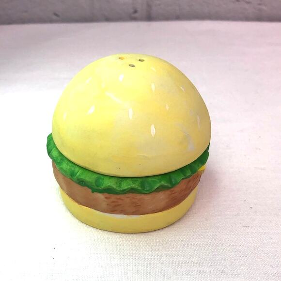 Albert E Price Inc 90s Ceramic Whimsical Hamburger Salt & Pepper Shaker Set - Picture 6 of 11